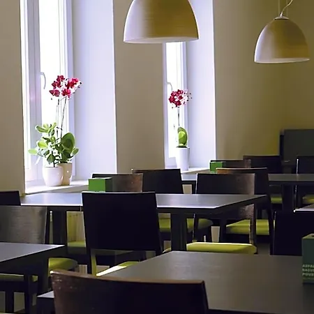 Bahnhof Szálloda 3*